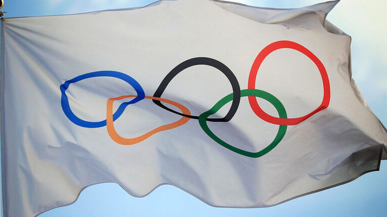 ΔΟΕ: Απειλεί να βγάλει εκτός το ποδόσφαιρο λόγω του διετούς Μουντιάλ