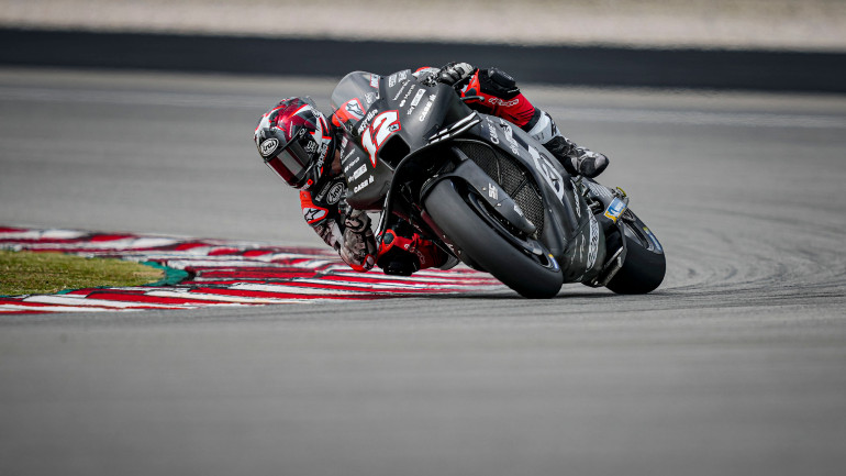 Πολύ δυνατός ο Maverick Vinales με την καινούρια Aprilia.