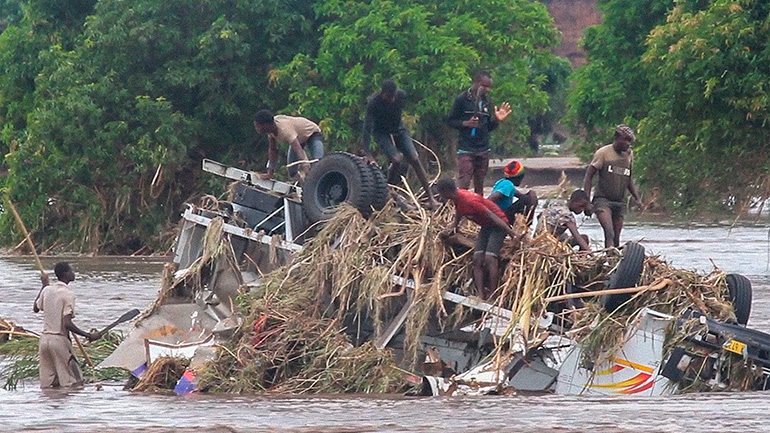 Μαδαγασκάρη: Τουλάχιστον τρεις νεκροί από το καταστροφικό πέρασμα του κυκλώνα Μπατσιράι
