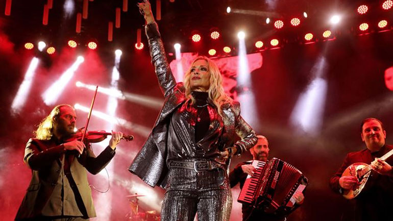 Η Άννα Βίσση μιλάει για τις αισθητικές επεμβάσεις και τις εξαντλητικές δίαιτες που έχει κάνει