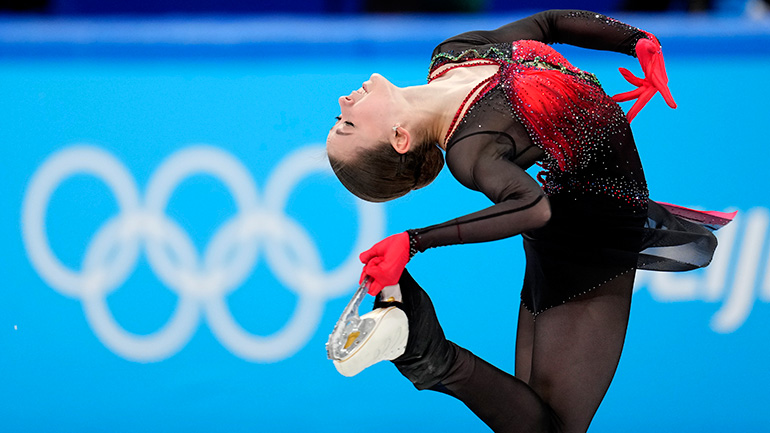 Χειμερινοί Ολυμπιακοί Αγώνες: Μια 15χρονη έγραψε ιστορία πραγματοποιώντας δύο φορές τετραπλή περιστροφή