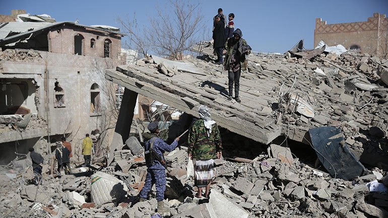 Υεμένη: Αιματηρές διαμάχες μεταξύ ανταρτών και δυνάμεων πιστών στην κυβέρνηση στα σύνορα με τη Σαουδική Αραβία