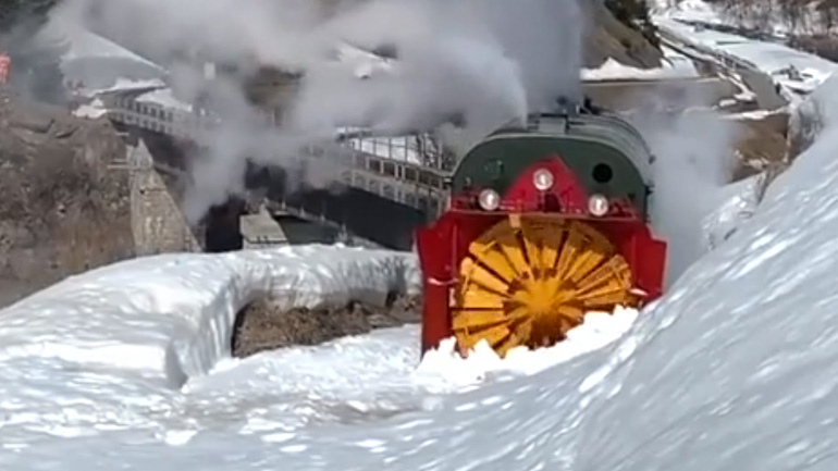 Eκχιονιστικό τρένο 107 ετών