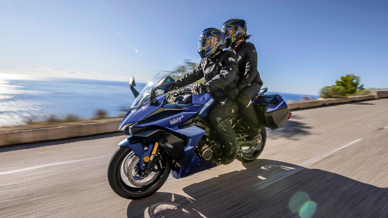 Άνετο και κυρίως, γρήγορο και διασκεδαστικό ταξίδι.