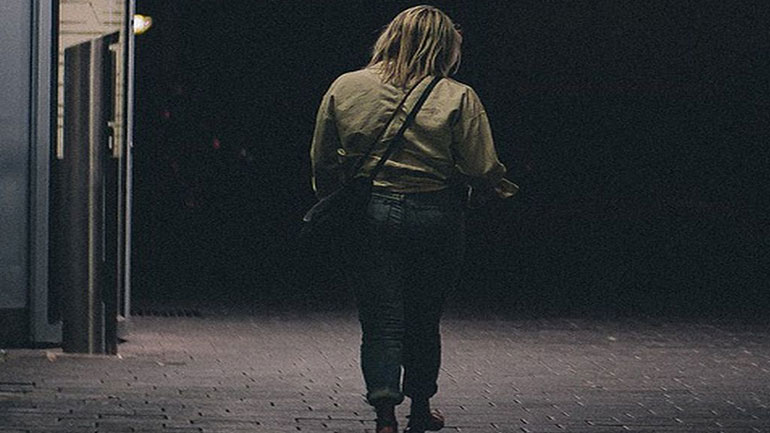 «Καμία Μόνη»: Εταιρεία σεκιούριτι στον Βόλο μεταφέρει δωρεάν γυναίκες που αισθάνονται απειλή τη νύχτα