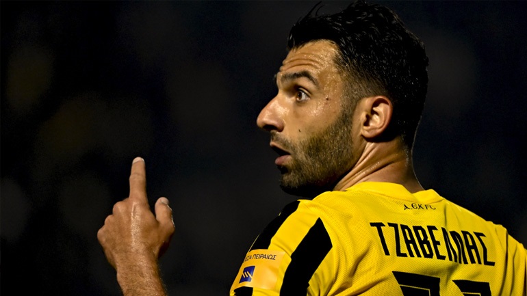 ΑΕΚ: Απολογία Τζαβέλλα για τη συμπεριφορά του στον ματς με τον Άρη – Κίνδυνος τιμωρίας με Ολυμπιακό