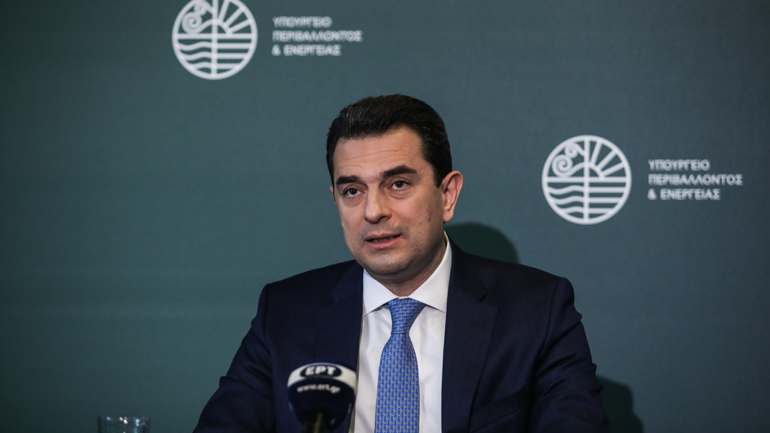 Παραμένουν, αλλά με περικοπές, οι επιδοτήσεις σε ρεύμα και φυσικό αέριο