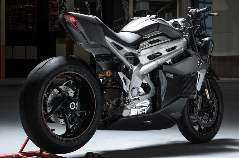 Αναρτήσεις της Ohlins, χειροποίητο πλαίσιο και premium υλικά για να κρατηθεί το βάρος χαμηλά.