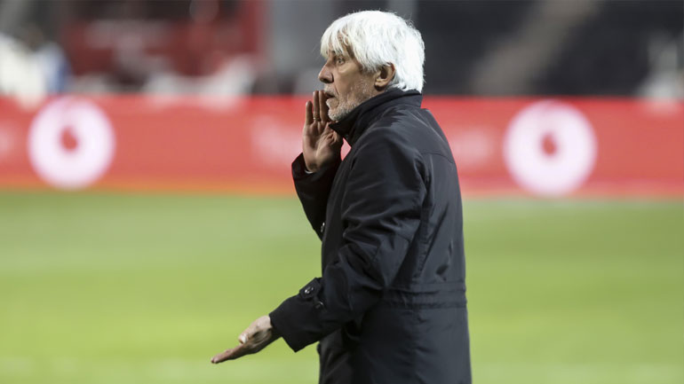 Γιοβάνοβιτς: «Χαρούμενος για την επιστροφή του Κουρμπέλη»