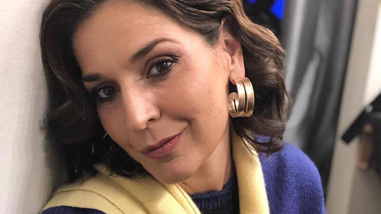 Ο Νίκος Ξύδης, η Βαλέρια Κουρούπη και οι Apotihans στη μουσική σκηνή Σφίγγα