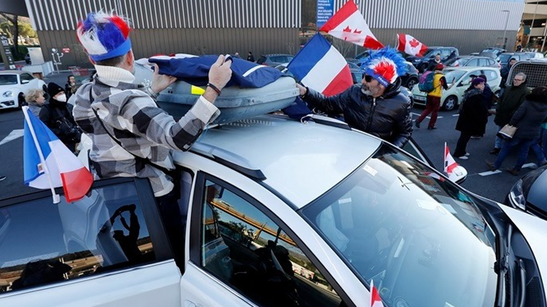 Γαλλία: Απαγορεύθηκαν τα «κονβόι της ελευθερίας» στο Παρίσι