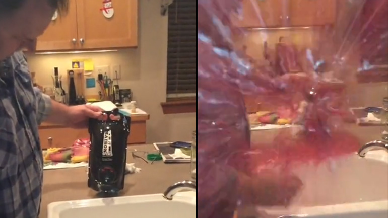 Ανοίγοντας μια συσκευασία κρασιού -fail