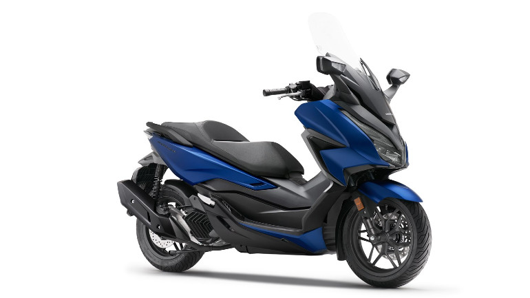 Με ακόμα πιο πλούσιο εξοπλισμό το νέο Honda Forza 125