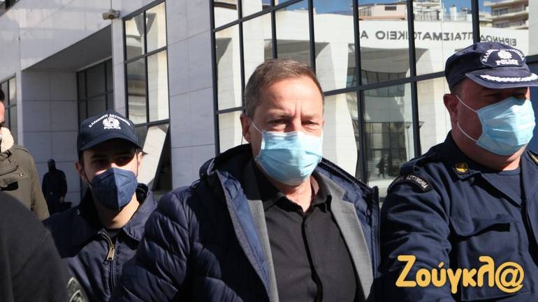 Διακόπηκε η δίκη του Δημήτρη Λιγνάδη για τις 25 Φεβρουαρίου