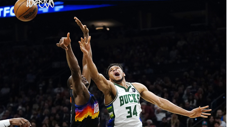 NBA: Βαριά ήττα των Μπακς από τους Σανς – Τα αποτελέσματα