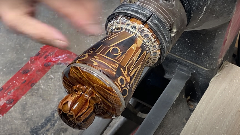 Ένα βάζο από κανέλα