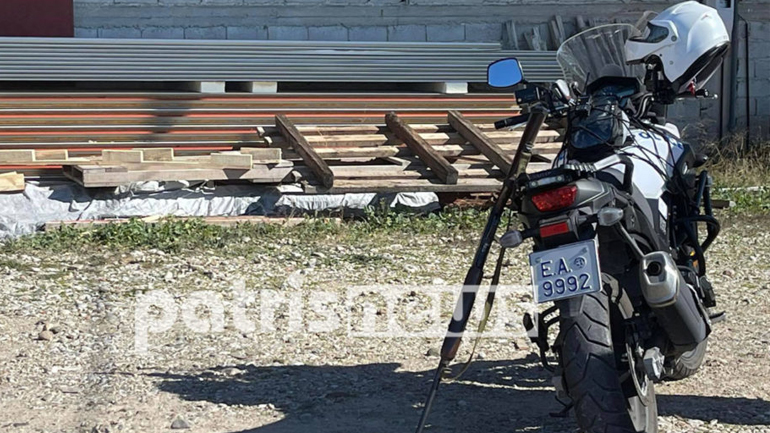 Πύργος: Υποβασταζόμενος και με… μαγκούρα στον ανακριτή ο 88χρονος δράστης του φονικού