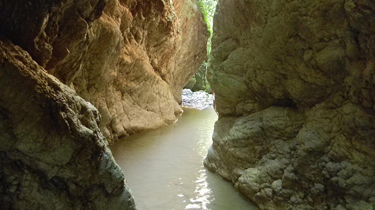 Πάρνηθα: Δύο αγνοούμενοι στο Φαράγγι της Γκούρας