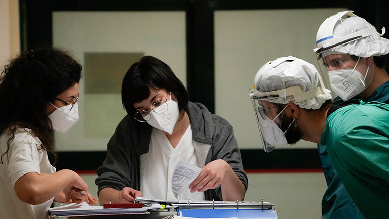 Ιταλία: 62.231 νέα περιστατικά κορωνοϊού μέσα σε 24 ώρες