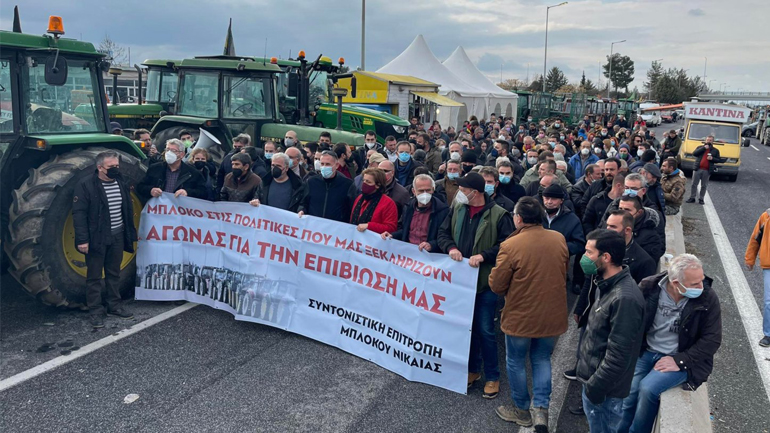 Λάρισα: Αγρότες των μπλόκων «καλούν» Μητσοτάκη σε συνάντηση
