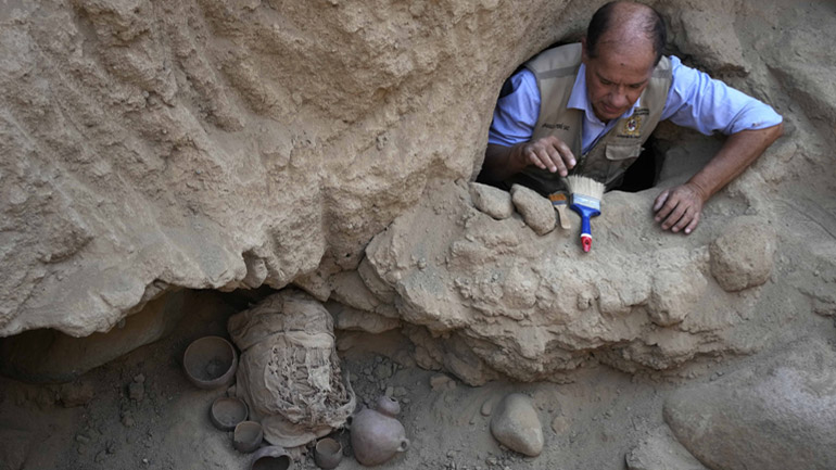 Περού: Αρχαιολόγοι ανακάλυψαν τις μούμιες έξι παιδιών