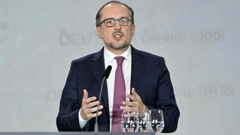 Ο ΥΠΕΞ της Αυστρίας επέκρινε την απόσυρση διπλωματών από το Κίεβο