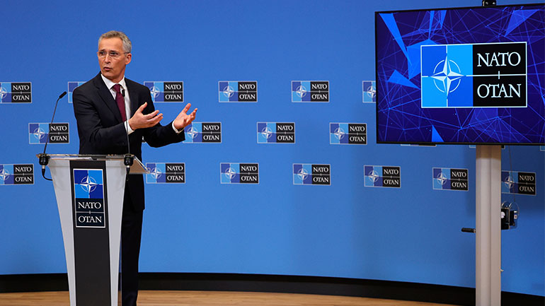 Την αναθεώρηση της στρατηγικής του ΝΑΤΟ προκρίνει ο Γενς Στόλτενμπεργκ υπό το πρίσμα της ουκρανικής κρίσης