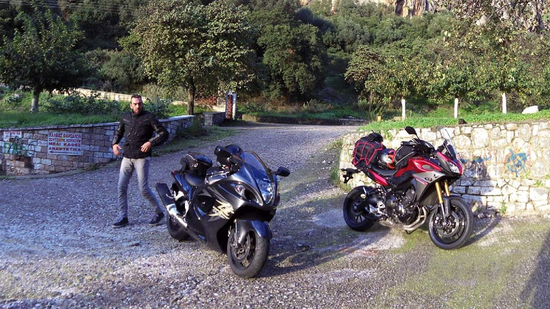 Βόλτα με τον καλό φίλο Leo.