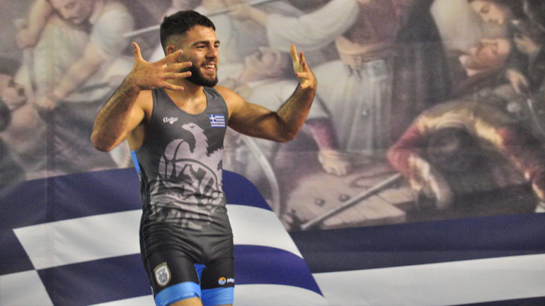 Πάλη: Με πέντε αθλητές στη Βουλγαρία