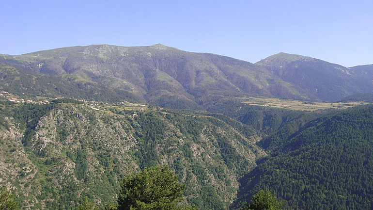 Πιερία: Έντονες αντιδράσεις πολιτών για την εγκατάσταση ανεμογεννητριών σε παρθένο δάσος στα Πιέρια Όρη