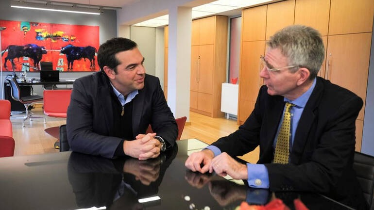 Ο Αλ. Τσίπρας και ο πρέσβης των ΗΠΑ συνομίλησαν για τις διμερείς σχέσεις, την Ουκρανία και τις προκλήσεις της Τουρκίας