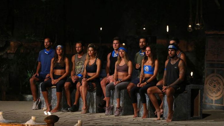 Survivor: Διπλή αποχώρηση από τους Μαχητές
