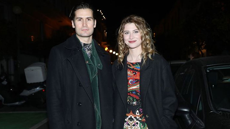 Αναστάσης Ροϊλός – Εριέττα Μανούρη: Ο έρωτας καλά κρατεί