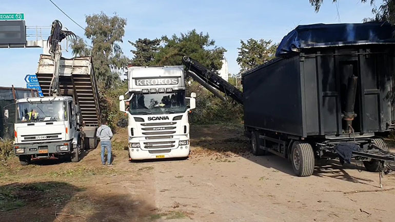 Τεράστιος ο όγκος των κλαδεμάτων μετά την κακοκαιρία «Ελπίς» – Σε καύσιμο για την τσιμεντοβιομηχανία τα μετατρέπει ο Δήμος Χαλανδρίου