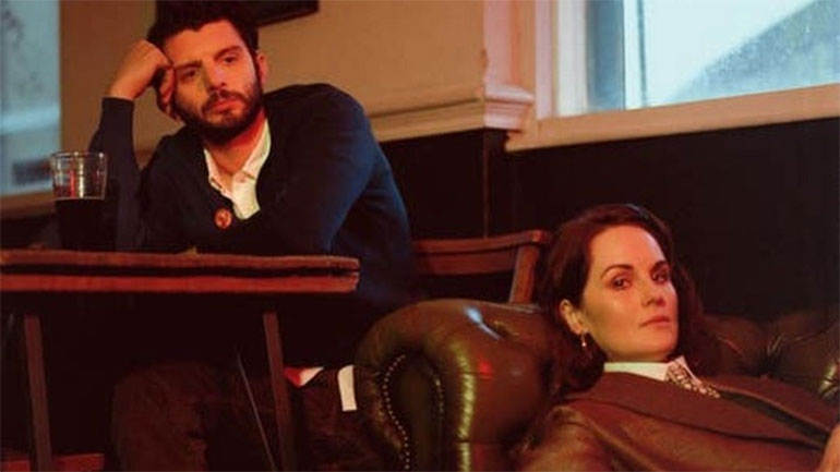 Οι ηθοποιοί του «Downton Abbey», Μισέλ Ντόκερι και Μάικλ Φοξ κάνουν στροφή στη δισκογραφία Οι ηθοποιοί του «Downton Abbey», Μισέλ Ντόκερι και Μάικλ Φοξ κάνουν στροφή στη δισκογραφία