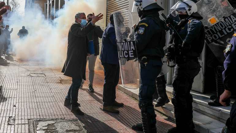 Η θέση της ΕΛ.ΑΣ. για τα επεισόδια στην Πανεπιστημίου