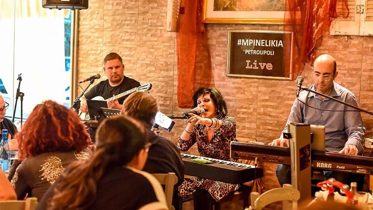 Η Σοφία Βόσσου συνεχίζει τις επιτυχημένες εμφανίσεις στην Πετρούπολη