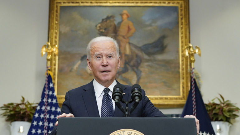 Μπάιντεν: Η Ρωσία θα πληρώσει βαρύ τίμημα εάν εισβάλει στην Ουκρανία