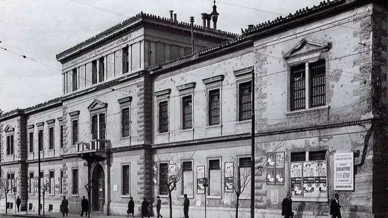 Χατζηκώνστας: Το όνομα που συνδέθηκε με τα όνειρα χιλιάδων ορφανών παιδιών