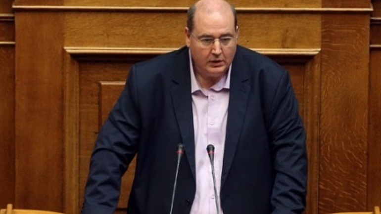 Νίκος Φίλης: «Σπρώχνουν την χώρα σε νέα χρεοκοπία και δημιουργούν τις προϋποθέσεις για νέο μνημόνιο»