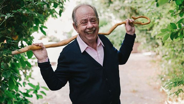 Ο Ηλίας Μαμαλάκης εξομολογείται: «Έκανα μια εγχείρηση στο στομάχι μου και έχασα 54 κιλά»