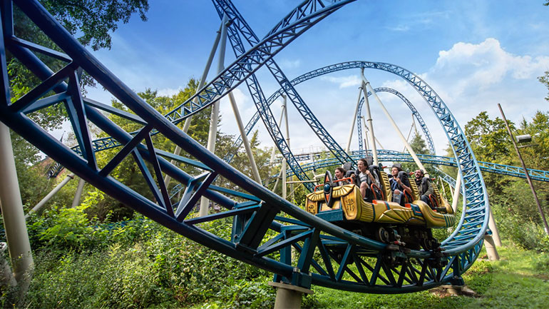 Βέλγιο: Αίσιο τέλος είχε η περιπέτεια επισκεπτών θεματικού πάρκου που είχαν εγκλωβιστεί σε τρενάκι