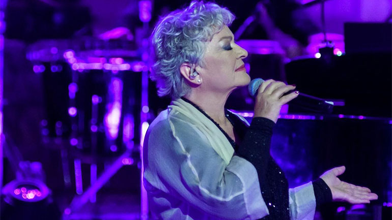 «Το Μαγικό Κουτί»: Η Τάνια Τσανακλίδου παρουσιάζει το δεύτερο μέρος της παράστασης  σε Αθήνα, Θεσσαλονίκη, Πάτρα