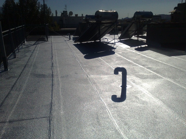 Στεγανοποίηση ταράτσας με ασφαλτόπανο sbs 5,5κ. και αντανακλαστικό φιλμ αλουμίνιο rectiflex.