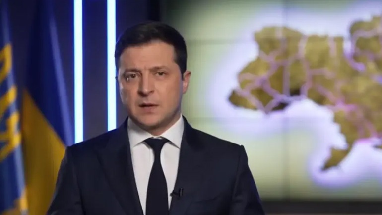 Ζελένσκι: «Πιστεύουμε ότι δεν θα υπάρξει πόλεμος, εξετάζω τη διακοπή διπλωματικών σχέσεων με τη Μόσχα»