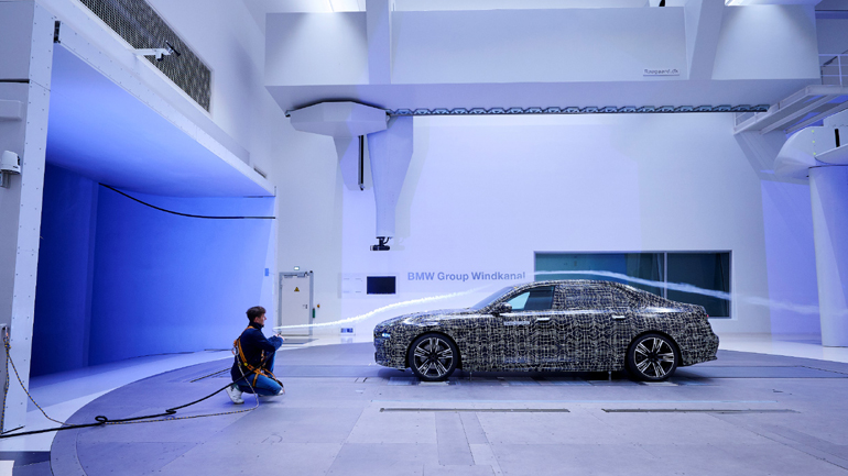 Ποια είναι τα εξαντλητικά τεστ που υποβάλλονται στην πολυτελή BMW i7 