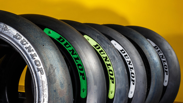 Ανανέωση για τη σειρά Qualifier της Dunlop