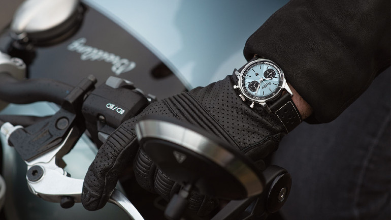 Αυτό είναι το ρολόι της Breitling.