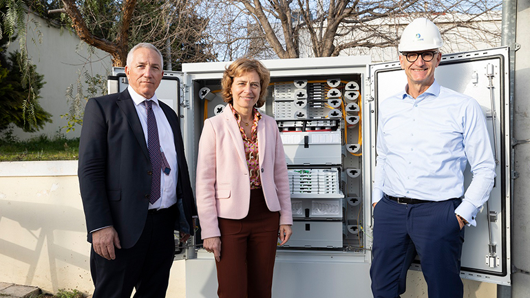 Ο CEO του Ομίλου Deutsche Telekom, Tim Höttges, στην Ελλάδα: επίσκεψη σε έργα εγκατάστασης δικτύου οπτικών ινών