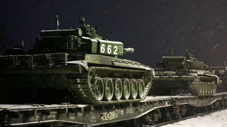 Reuters: Δύο κονβόι με στρατιωτικό εξοπλισμό καθ’ οδόν προς το Ντονιέτσκ